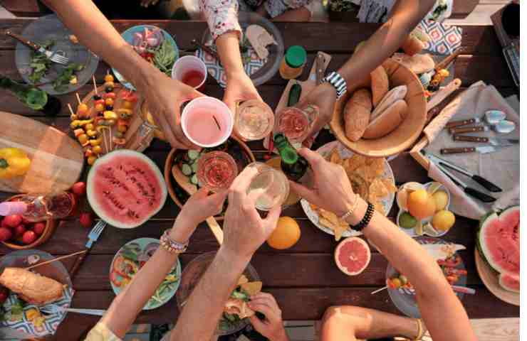 dieta alimentare cena amici